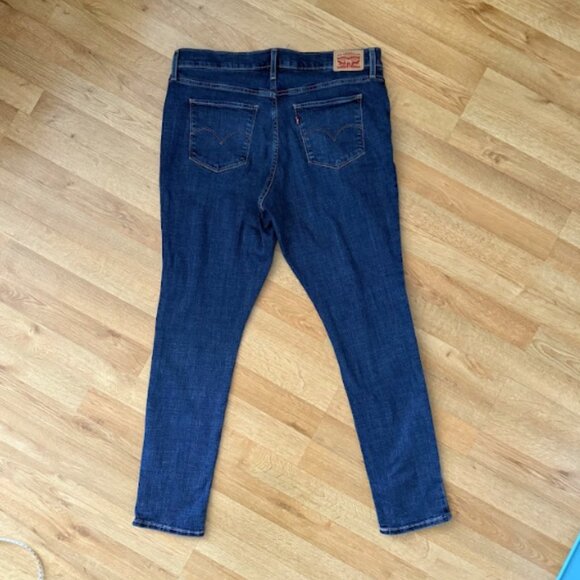 Levi Strauss 311 Shaping Skinny Women's Jeans - Picture 8 of 14